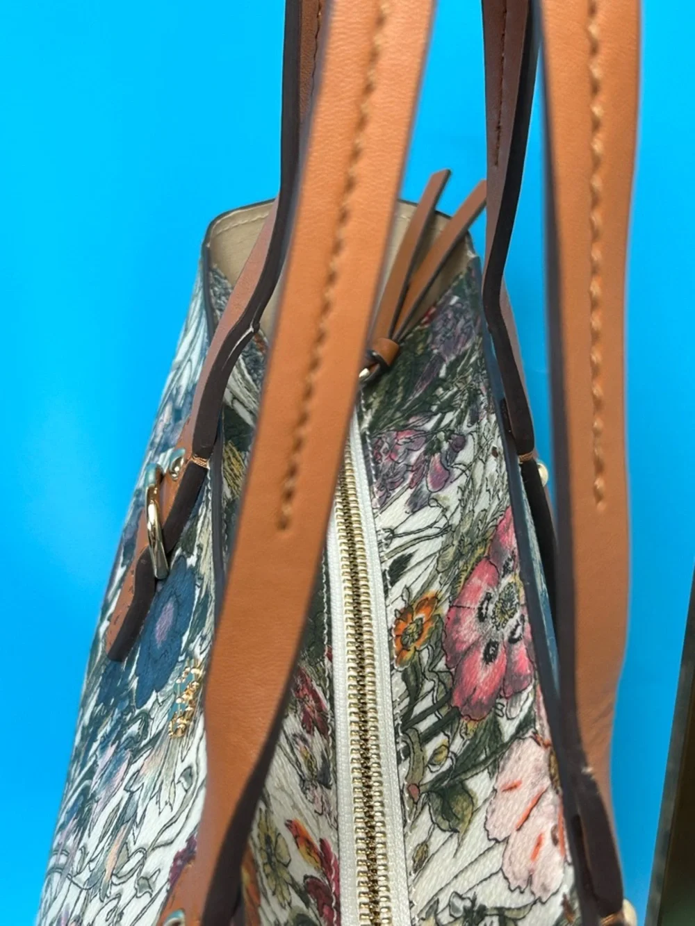 Tory Burch Kerrington Small Zip Floral Coated Canvas Tote Approx. 15 x 10 x 4 - Picture 8 of 17